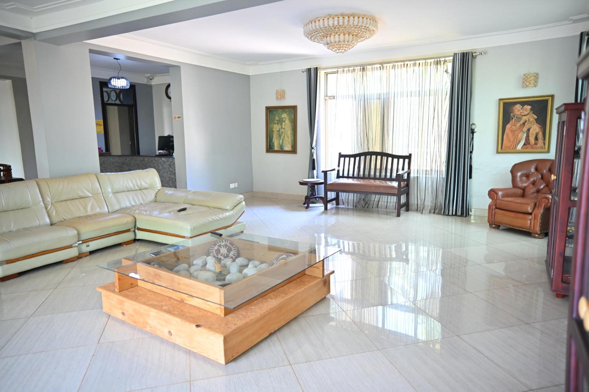 אנטבה Lakepoint Villa מראה חיצוני תמונה