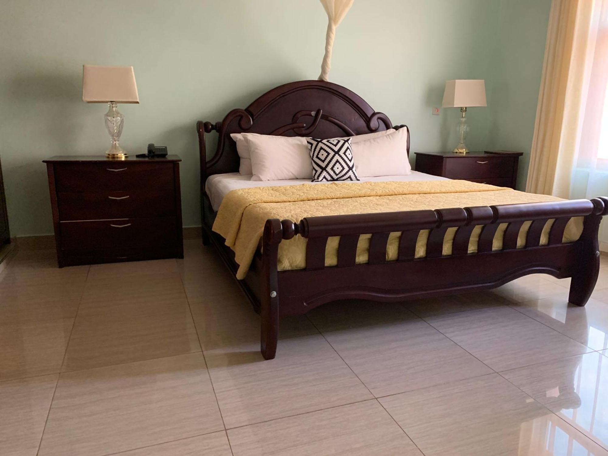 אנטבה Lakepoint Villa מראה חיצוני תמונה