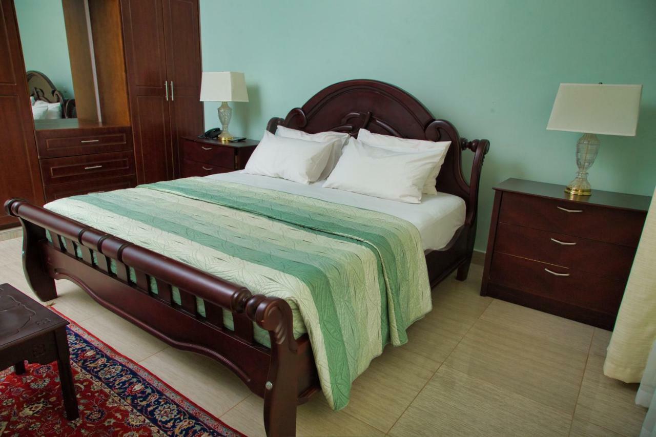 אנטבה Lakepoint Villa מראה חיצוני תמונה